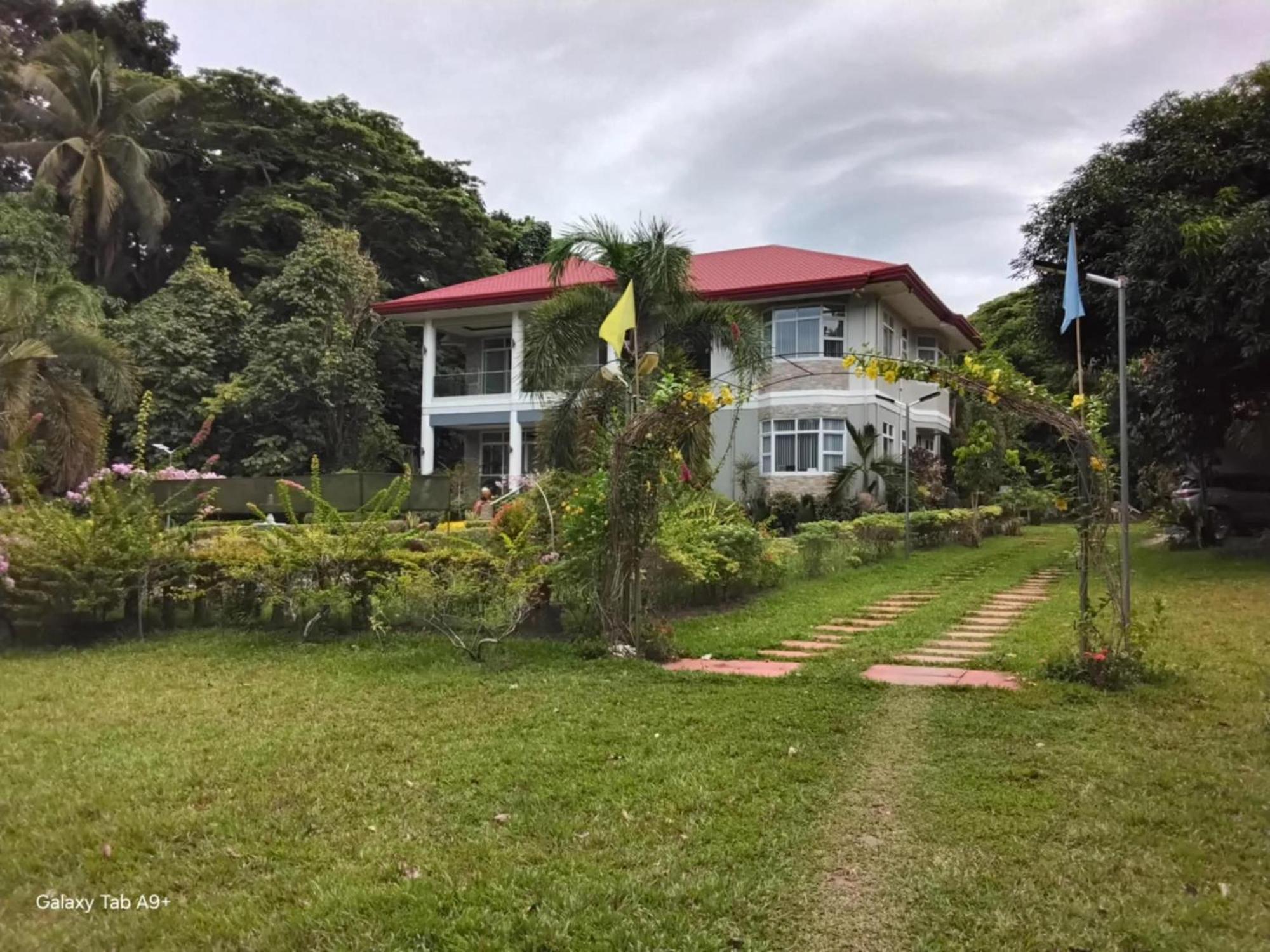 Camiguin Lanzones Resort Mambajao Buitenkant foto